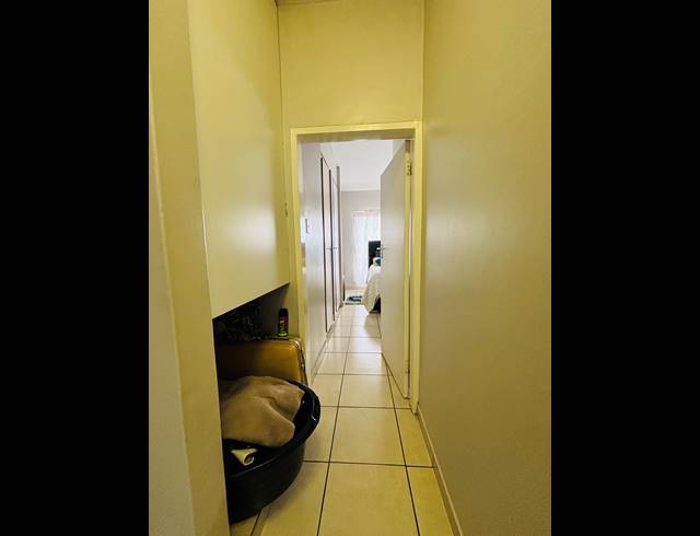 2 BEDROOM APARTMENT FOR SALE IN WATERKLOOF GLEN
